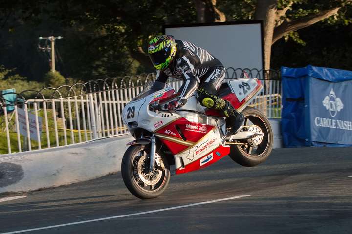 TimoThée Monot (F) Bimota