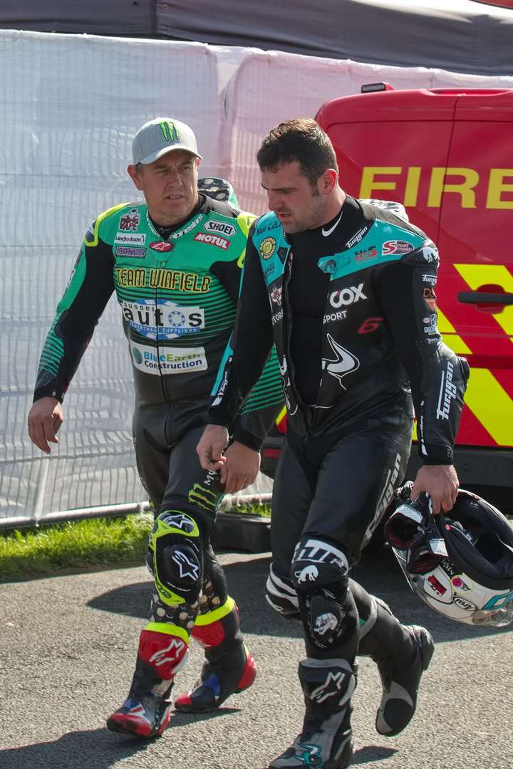 John McGuinness (UK) und Michael Dunlop (UK)